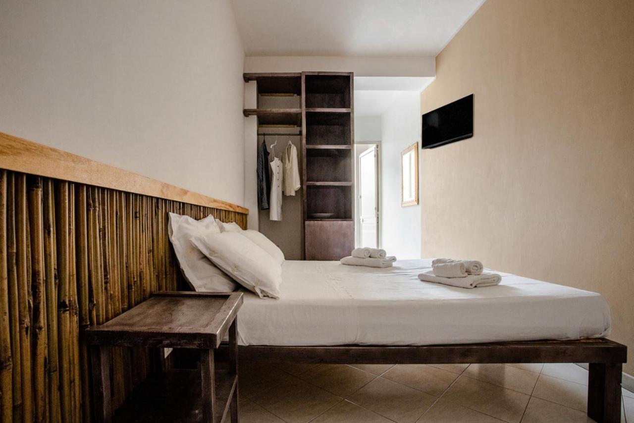 B&B Lo Scoglio - San Foca Beach E Movida Eksteriør bilde